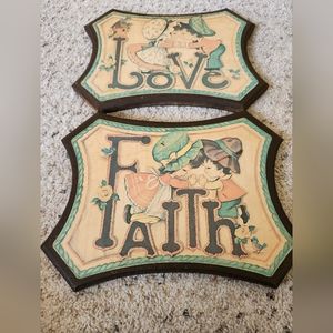 Set of 2 vintage signs - love and faith